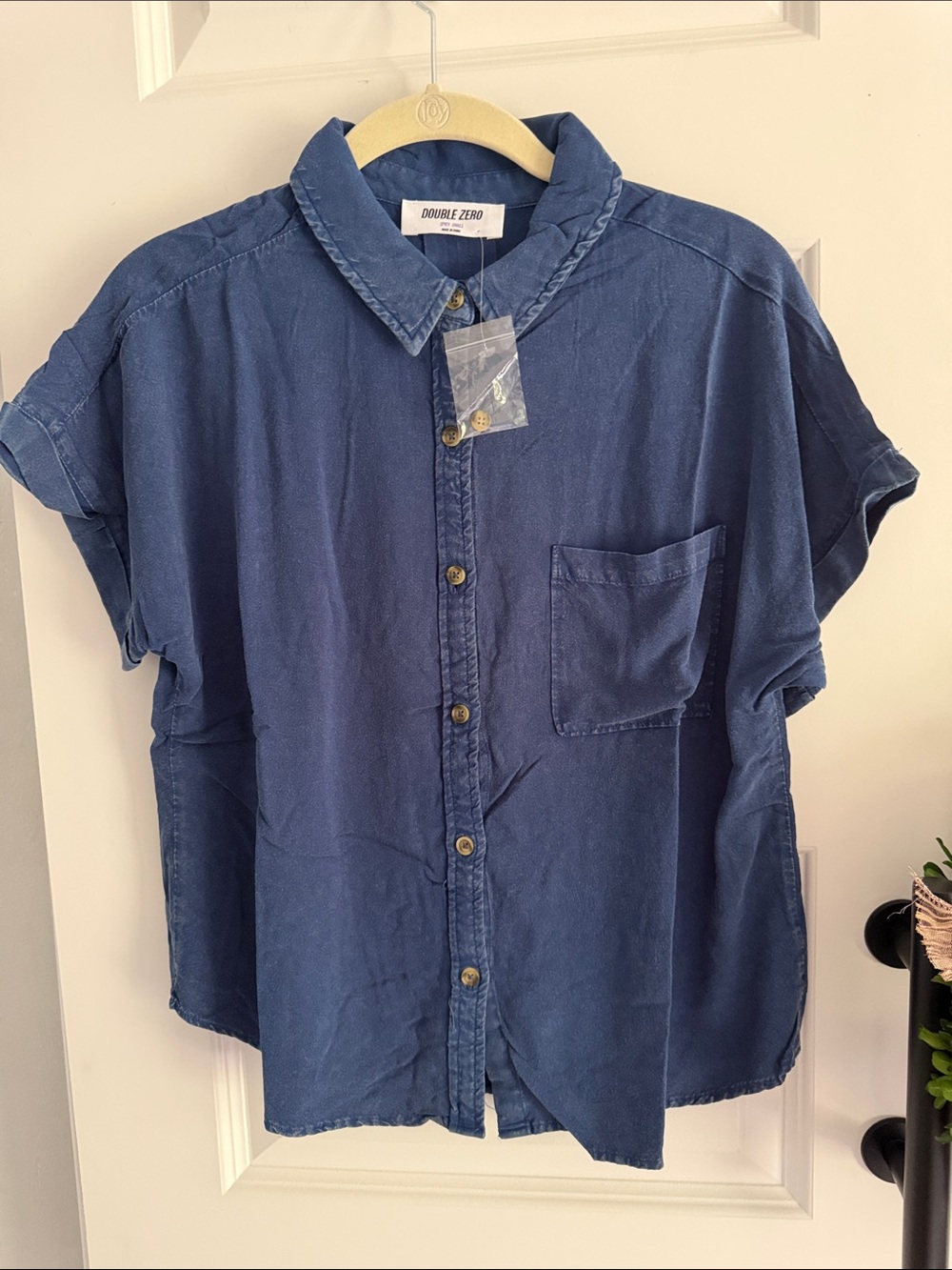 Double Zero Casual Short-Sleeve Button-Down Shirt in Blue